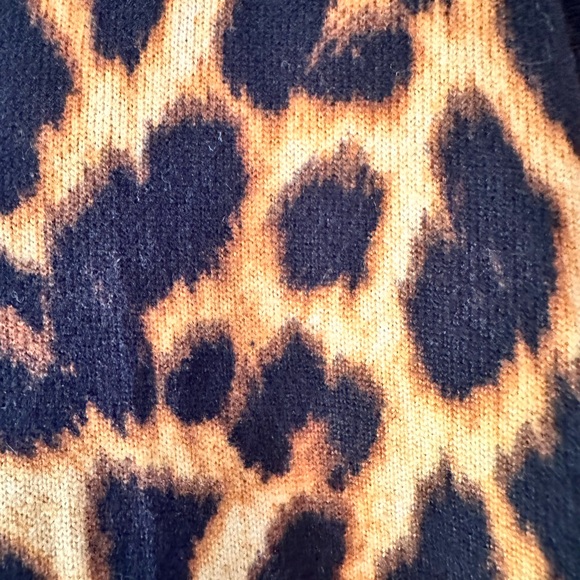 Brown and Black Leopard Print Shrug with Tie - Picture 4 of 8